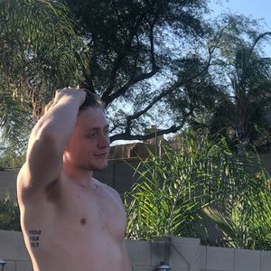 Meet your Posher, Dylan